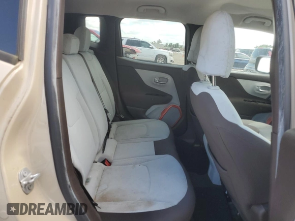 2015 Jeep Renegade Latitude with VIN ZACCJABT0FPB53850, listed as a Copart auction lot 56429575 with 135,241 mi miles and Clean Title. Bid and sale history available at DreamBid. Image 11.