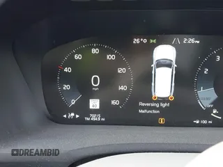 2017 Volvo XC90 Momentum with VIN YV4A22PK8H1148692, listed as a IAAI auction lot 41195727 with 70,215 mi miles. Bid and sale history available at carsss.com. Image 15.