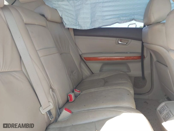 2005 Lexus RX 330 with VIN 2T2HA31UX5C053980, listed as a IAAI auction lot 41689365 with 304,781 mi miles. Bid and sale history available at carsss.com. Image 8.