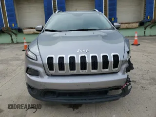 2015 Jeep Cherokee Latitude with VIN 1C4PJLCS7FW539800, listed as a Copart auction lot 53125525 with 127,825 mi miles and Clean Title. Bid and sale history available at carsss.com. Image 5.