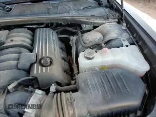 2019 Dodge Challenger R/T Scat Pack z VIN 2C3CDZFJ7KH707038, wystawiony jako Copart lot #89851825 z przebiegiem 79 913 mil mil oraz Szkoda całkowita • Salvage title. Historia ofert i sprzedaży dostępna na DreamBid. Obrazek 14.