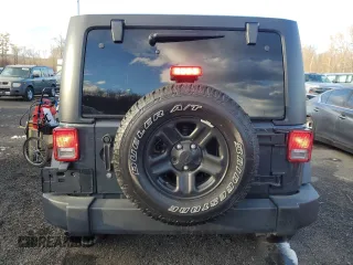 2018 Jeep Wrangler JK Unlimited Sport S with VIN 1C4BJWDG9JL897920, listed as a Copart auction lot 44058795 with 95,142 mi miles and Clean Title. Bid and sale history available at carsss.com. Image 6.