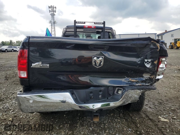 2017 Ram 2500 SLT z VIN 3C6UR5JL4HG721238, wystawiony jako Copart lot #62029205 z przebiegiem 100 187 mil mil oraz Szkoda całkowita • Salvage title. Historia ofert i sprzedaży dostępna na DreamBid. Obrazek 6.