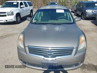 2008 Nissan Altima 2.5 S with VIN 1N4AL21E28C129424, listed as a IAAI auction lot 41967867 with 67,743 mi miles. Bid and sale history available at carsss.com. Image 6.