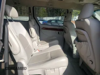2007 Chrysler Town & Country LWB Limited with VIN 2A8GP64L27R325551, listed as a Copart auction lot 85368764 with 197,906 mi miles and Clean Title. Bid and sale history available at carsss.com. Image 11.