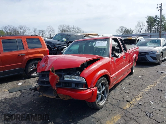 2001 Chevrolet S-10 LS with VIN 1GCCS19W818196034, listed as a IAAI auction lot 41571114 with 222,440 mi miles and . Bid and sale history available at DreamBid. Image 16.