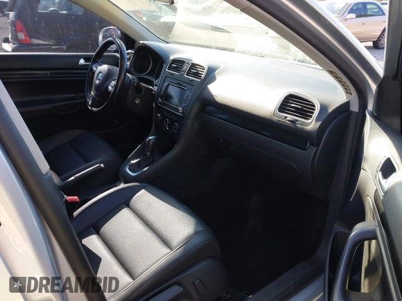 2012 Volkswagen Jetta TDI w/Sunroof z VIN 3VWPL7AJ0CM666005, wystawiony jako IAAI lot #42392373 z przebiegiem 103 855 mil mil oraz . Historia ofert i sprzedaży dostępna na DreamBid. Obrazek 5.