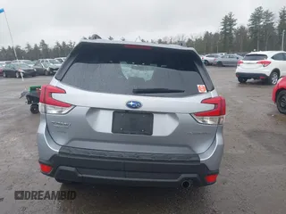 2023 Subaru Forester Limited z VIN JF2SKAPC8PH486711, wystawiony jako IAAI lot #41967152 z przebiegiem 8 169 mil mil oraz . Historia ofert i sprzedaży dostępna na DreamBid. Obrazek 17.