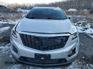 2020 Cadillac XT5 Luxury FWD z VIN 1GYKNAR47LZ235673, wystawiony jako Copart lot #88722975 z przebiegiem 39 904 mil mil oraz Szkoda całkowita • Salvage title. Historia ofert i sprzedaży dostępna na DreamBid. Obrazek 5.