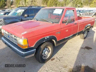 1989 Ford Ranger XLT with VIN 1FTCR10A6KUC37010, listed as a IAAI auction lot 41892634 with 52,902 mi miles. Bid and sale history available at carsss.com. Image 2.