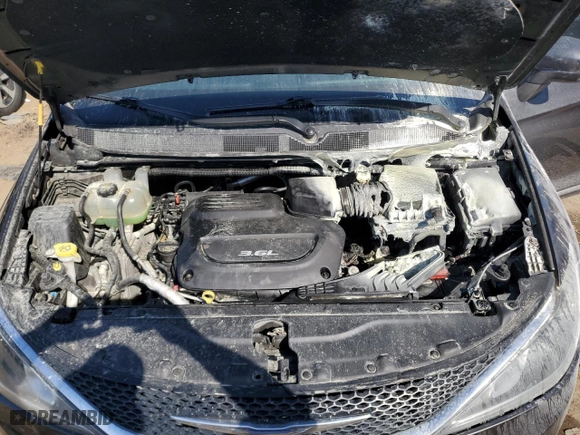 2018 Chrysler Pacifica Touring L with VIN 2C4RC1BG8JR123132, listed as a Copart auction lot 49087285 with NaN miles and Clean Title. Bid and sale history available at carsss.com. Image 12.