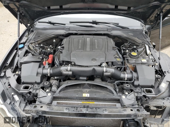 2016 Jaguar XF 35t Premium with VIN SAJBD4BV9GCY10752, listed as a Copart auction lot 44210255 with 103,745 mi miles and Salvage Title. Bid and sale history available at carsss.com. Image 11.