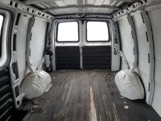 2018 Chevrolet Express Cargo z VIN 1GCWGAFG7J1906965, wystawiony jako Copart lot #56163435 z przebiegiem Nie podano mil oraz Szkoda całkowita • Salvage title. Historia ofert i sprzedaży dostępna na DreamBid. Obrazek 10.