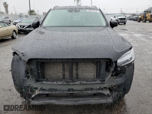 2022 Volvo XC90 Momentum z VIN YV4102PK0N1786405, wystawiony jako Copart lot #48247415 z przebiegiem 52 790 mil mil oraz Szkoda całkowita • Salvage title. Historia ofert i sprzedaży dostępna na DreamBid. Obrazek 5.