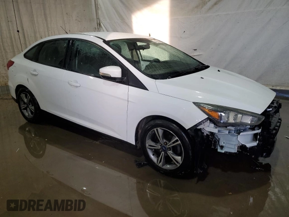 2016 Ford Focus SE with VIN 1FADP3FE5GL362695, listed as a Copart auction lot 42381895 with 103,844 mi miles and Salvage Title. Bid and sale history available at carsss.com. Image 4.