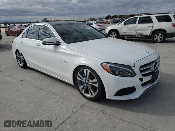 2017 Mercedes-Benz C 350e with VIN 55SWF4HB6HU214606, listed as a Copart auction lot 42625235 with 47,499 mi miles and Salvage Title. Bid and sale history available at DreamBid. Image 4.