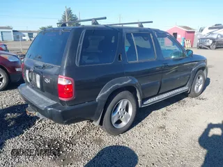 2001 Infiniti QX4 with VIN JNRDR09X21W203722, listed as a IAAI auction lot 41695963 with 123,735 mi miles and . Bid and sale history available at DreamBid. Image 4.