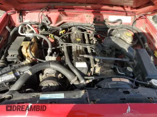 2000 Jeep Cherokee Police with VIN 1J4FF48S7YL204028, listed as a Copart auction lot 85516694 with 233,547 mi miles and Salvage Title. Bid and sale history available at carsss.com. Image 13.