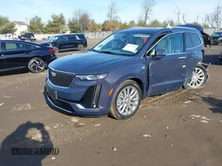 2024 Cadillac XT6 AWD Premium Luxury with VIN 1GYKPDRS2RZ737851, listed as a IAAI auction lot 41155253 with 7,988 mi miles. Bid and sale history available at carsss.com. Image 17.