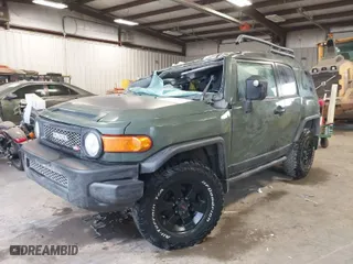 2011 Toyota FJ Cruiser with VIN JTEBU4BF4BK112311, listed as a IAAI auction lot 41469354 with NaN miles. Bid and sale history available at carsss.com. Image 2.