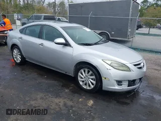 2011 Mazda Mazda6 i Touring with VIN 1YVHZ8CH8B5M02633, listed as a IAAI auction lot 41869925 with 176,156 mi miles. Bid and sale history available at carsss.com. Image 1.