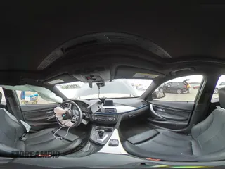 2015 BMW 3 Series 335i xDrive z VIN WBA3B9G54FNR93430, wystawiony jako Copart lot #47087465 z przebiegiem 89 414 mil mil oraz Szkoda całkowita • Salvage title. Historia ofert i sprzedaży dostępna na DreamBid. Obrazek 13.