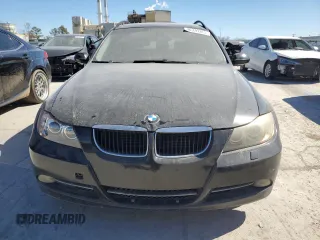 2008 BMW 3 Series 328xi z VIN WBAVT73538FZ37265, wystawiony jako Copart lot #46370385 z przebiegiem 184 966 mil mil oraz Szkoda całkowita • Salvage title. Historia ofert i sprzedaży dostępna na DreamBid. Obrazek 5.