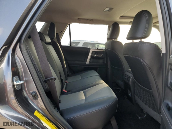 2023 Toyota 4Runner SR5 Premium with VIN JTENU5JR5P6202999, listed as a Copart auction lot 47017445 with 9,289 mi miles and Salvage Title. Bid and sale history available at carsss.com. Image 11.