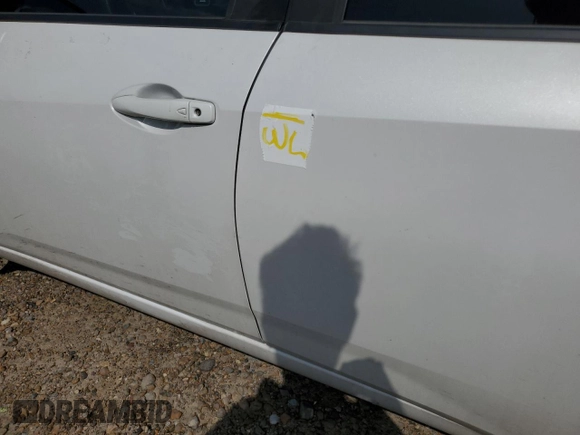 2021 Nissan Versa SR z VIN 3N1CN8FV8ML923466, wystawiony jako Copart lot #51650045 z przebiegiem 56 615 mil mil oraz Szkoda całkowita • Salvage title. Historia ofert i sprzedaży dostępna na DreamBid. Obrazek 13.