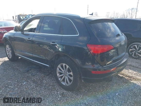 2015 Audi Q5 Premium with VIN WA1CFAFP6FA092394, listed as a IAAI auction lot 41689478 with 97,986 mi miles. Bid and sale history available at carsss.com. Image 3.