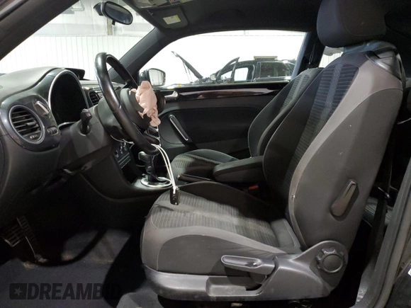2014 Volkswagen Beetle Turbo R-Line with VIN 3VWVT7ATXEM665178, listed as a Copart auction lot 75652044 with Not Provided miles and Salvage Title. Bid and sale history available at DreamBid. Image 7.