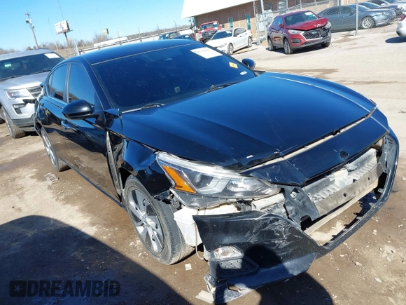 2020 Nissan Altima S z VIN 1N4BL4BVXLC275531, wystawiony jako IAAI lot #41711048 z przebiegiem 119 597 mil mil oraz . Historia ofert i sprzedaży dostępna na DreamBid. Obrazek 1.