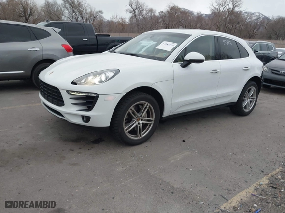 2015 Porsche Macan S with VIN WP1AB2A59FLB50523, listed as a IAAI auction lot 41785724 with 149,032 mi miles. Bid and sale history available at carsss.com. Image 18.