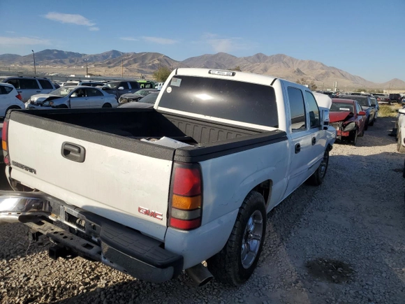 2007 GMC Sierra 1500 Classic SLT with VIN 2GTEK13Z971149196, listed as a Copart auction lot 74505984 with 0 mi miles and Salvage Title. Bid and sale history available at carsss.com. Image 3.