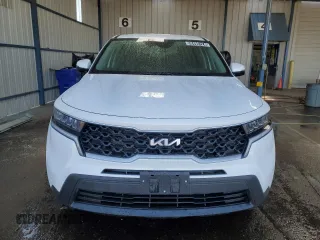 2023 Kia Sorento LX with VIN 5XYRGDLC4PG180524, listed as a Copart auction lot 58495124 with 23,564 mi miles and Clean Title. Bid and sale history available at carsss.com. Image 5.
