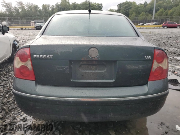 2004 Volkswagen Passat GLX z VIN WVWRH63B44P205575, wystawiony jako Copart lot #71710354 z przebiegiem 187 872 mil mil oraz Czysty tytuł • Clean title. Historia ofert i sprzedaży dostępna na DreamBid. Obrazek 6.