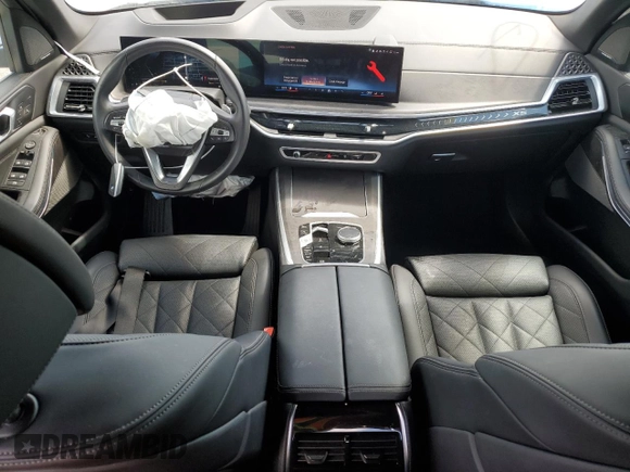 2024 BMW X5 xDrive40i z VIN 5UX23EU04R9T59544, wystawiony jako Copart lot #48216655 z przebiegiem 23 706 mil mil oraz Tytuł czysty. Historia ofert i sprzedaży dostępna na DreamBid. Obrazek 8.