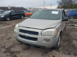 2008 Chevrolet Uplander LT w/1LT with VIN 1GNDV33158D136872, listed as a IAAI auction lot 41515938 with Not Provided miles. Bid and sale history available at carsss.com. Image 2.