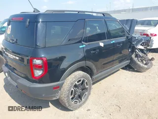 2021 Ford Bronco Sport Outer Banks with VIN 3FMCR9C6XMRB01264, listed as a IAAI auction lot 42301085 with Not provided miles and . Bid and sale history available at DreamBid. Image 4.