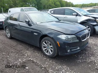 2016 BMW 5 Series 528i z VIN WBA5A5C53GG347960, wystawiony jako IAAI lot #42502812 z przebiegiem Nie podano mil oraz . Historia ofert i sprzedaży dostępna na DreamBid. Obrazek 1.