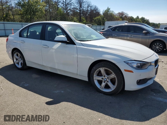 2013 BMW 3 Series 320i xDrive with VIN WBA3C3C5XDF981516, listed as a Copart auction lot 70214014 with 104,977 mi miles and Non repairable. Bid and sale history available at DreamBid. Image 4.