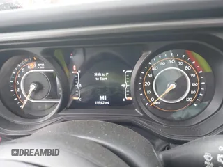2024 Jeep Wrangler Rubicon with VIN 1C4PJXFG6RW337596, listed as a IAAI auction lot 41958788 with 15,942 mi miles and . Bid and sale history available at DreamBid. Image 7.