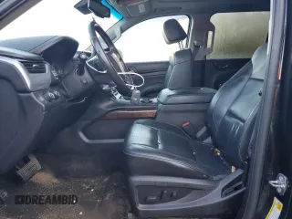 2017 Chevrolet Tahoe LT z VIN 1GNSKBKC6HR310870, wystawiony jako Copart lot #74953284 z przebiegiem 122 255 mil mil oraz Czysty tytuł • Clean title. Historia ofert i sprzedaży dostępna na DreamBid. Obrazek 7.