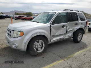 2011 Ford Escape Hybrid z VIN 1FMCU4K35BKA08355, wystawiony jako Copart lot #49155955 z przebiegiem 80 953 mil mil oraz Szkoda całkowita • Salvage title. Historia ofert i sprzedaży dostępna na DreamBid. Obrazek 1.