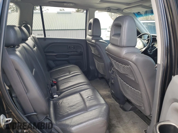 2005 Honda Pilot EX-L with VIN 5FNYF18515B035128, listed as a Copart auction lot 52935285 with 184,566 mi miles and Clean Title. Bid and sale history available at carsss.com. Image 11.