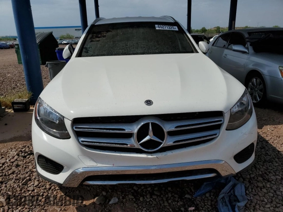 2019 Mercedes-Benz GLC 300 with VIN WDC0G4JB4KV126042, listed as a Copart auction lot 65271325 with 127,086 mi miles and Salvage title. Bid and sale history available at DreamBid. Image 5.