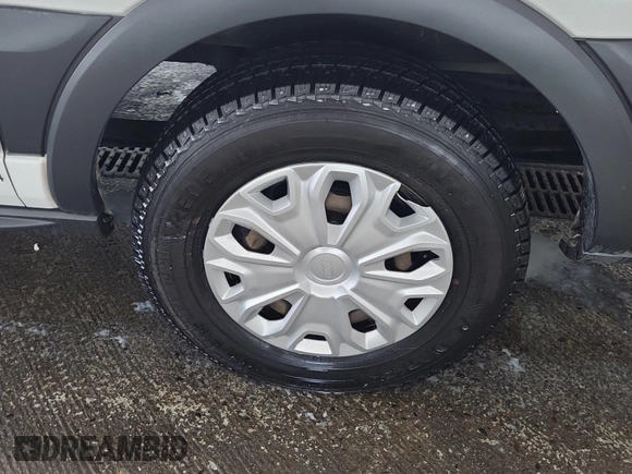 2018 Ford Transit with VIN 1FTYE1YM9JKB52270, listed as a IAAI auction lot 42714304 with 95,416 mi miles and . Bid and sale history available at DreamBid. Image 27.