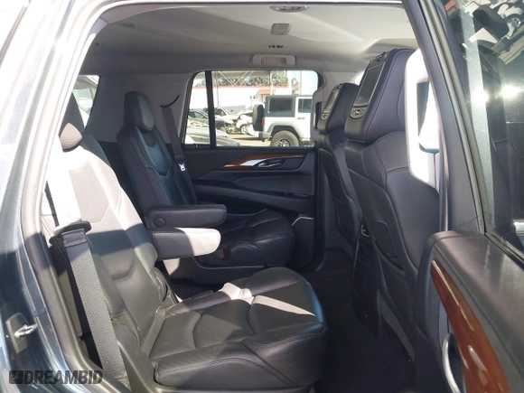 2019 Cadillac Escalade with VIN 1GYS3AKJ8KR255600, listed as a IAAI auction lot 41712803 with 40,507 mi miles. Bid and sale history available at carsss.com. Image 8.