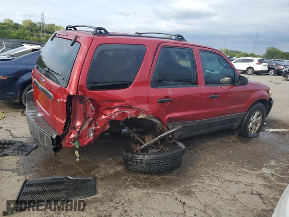 2005 Ford Escape XLT with VIN 1FMYU93125KC70077, listed as a Copart auction lot 69504824 with 152,216 mi miles and Salvage Title. Bid and sale history available at carsss.com. Image 3.