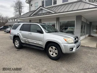 2006 Toyota 4Runner SR5 with VIN JTEBU14RX68062197, listed as a Copart auction lot 52460055 with 232,547 mi miles and Clean Title. Bid and sale history available at carsss.com. Image 1.